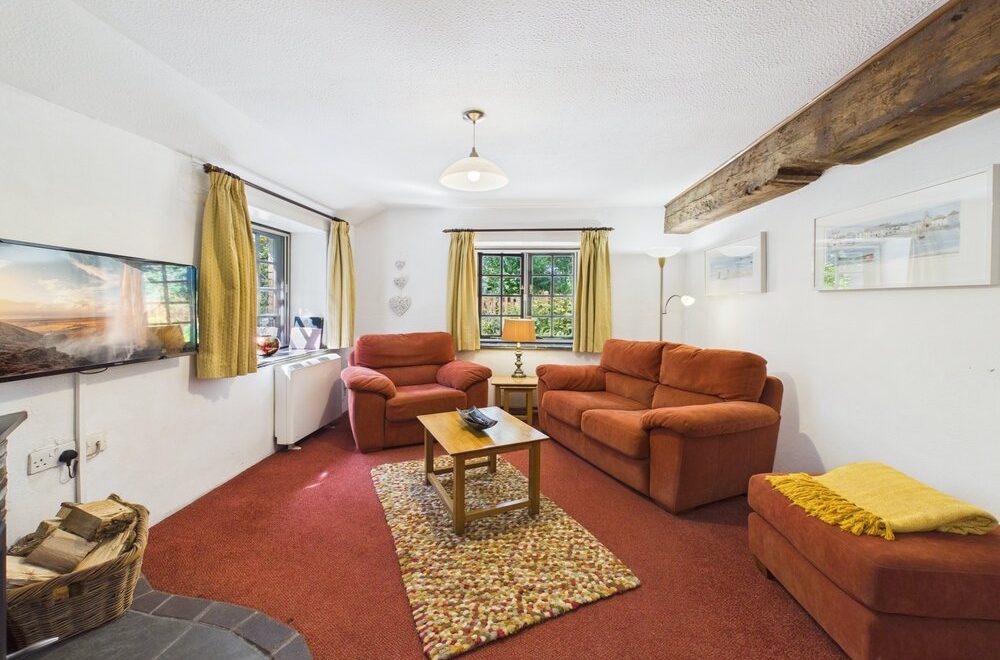 roundhouse_new_sitting_room_photo_2 for website